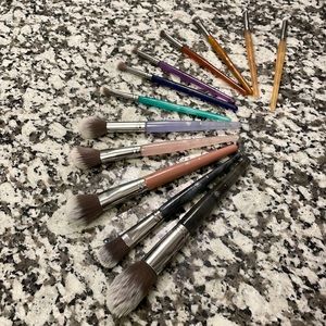 BH Zodiac Brush Set.